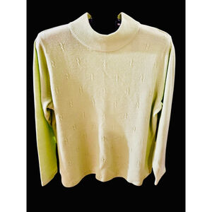 Studio Works Women’s Sweater, 2X, Light Green